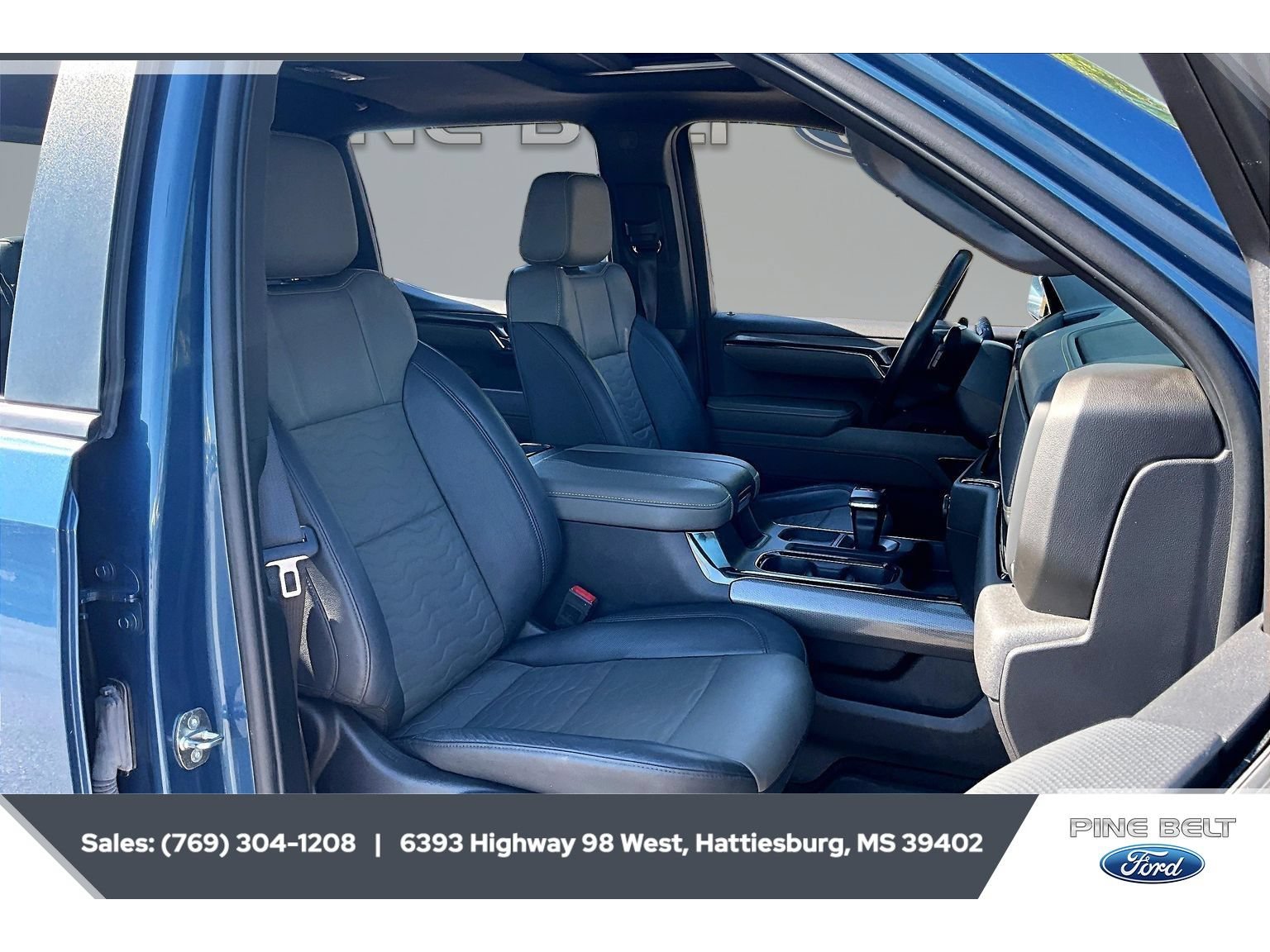 Used 2024 Chevrolet Silverado 1500 ZR2 w/ Technology Package AWD/4WD image 6