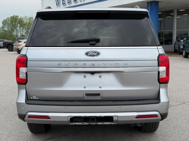 Certified 2024 Ford Expedition XLT RWD image 4