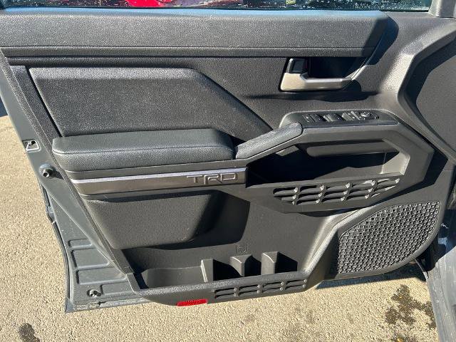 Used 2024 Toyota Tacoma TRD Off-Road AWD/4WD image 15