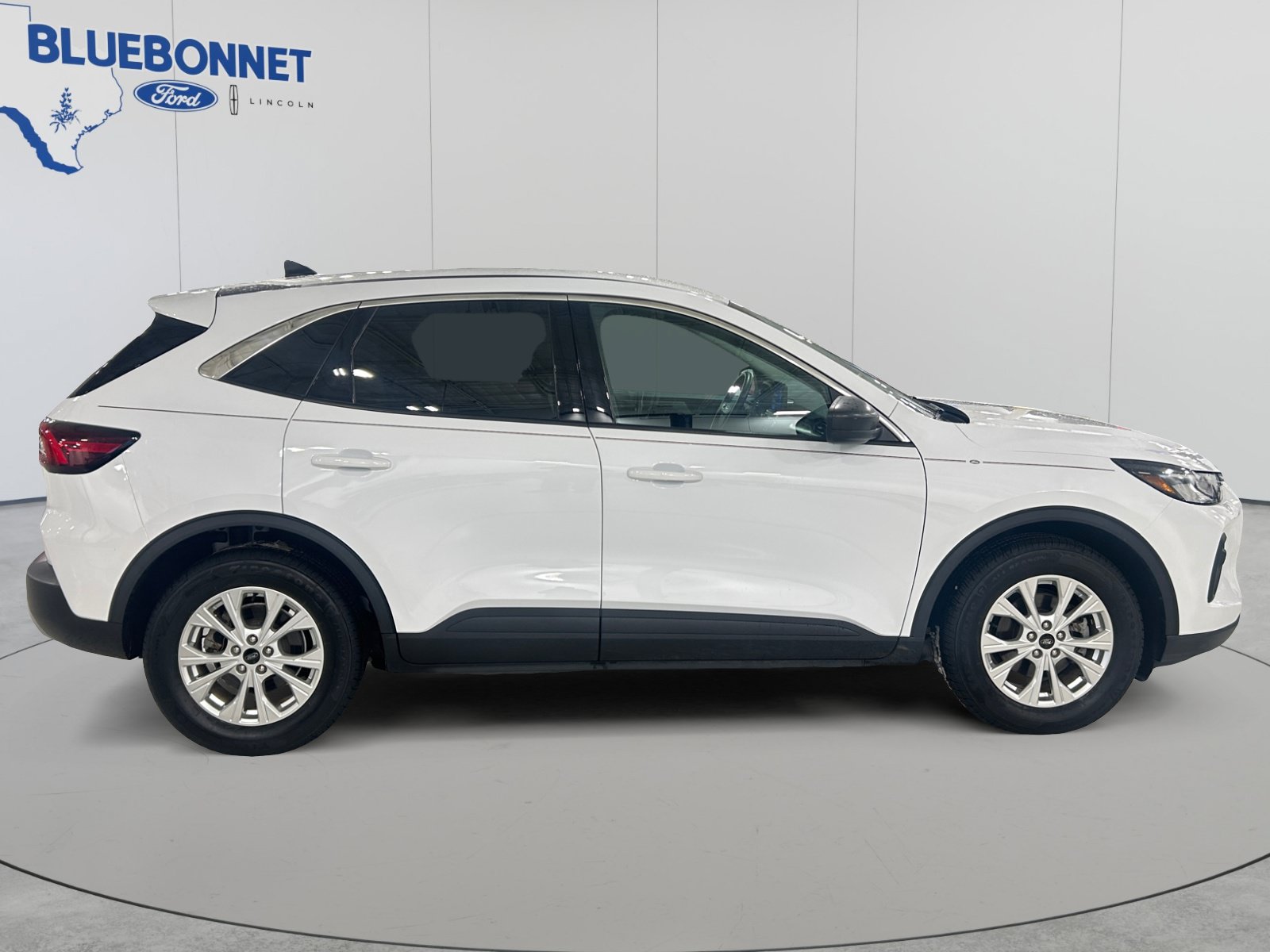 Certified 2024 Ford Escape Active FWD image 4
