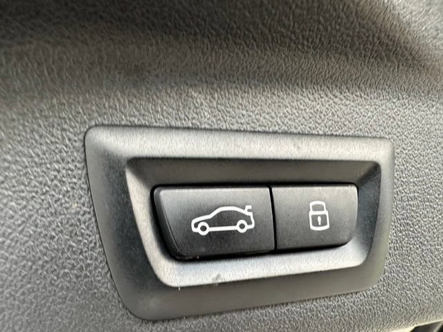 Used 2024 BMW X7 xDrive40i AWD/4WD image 16