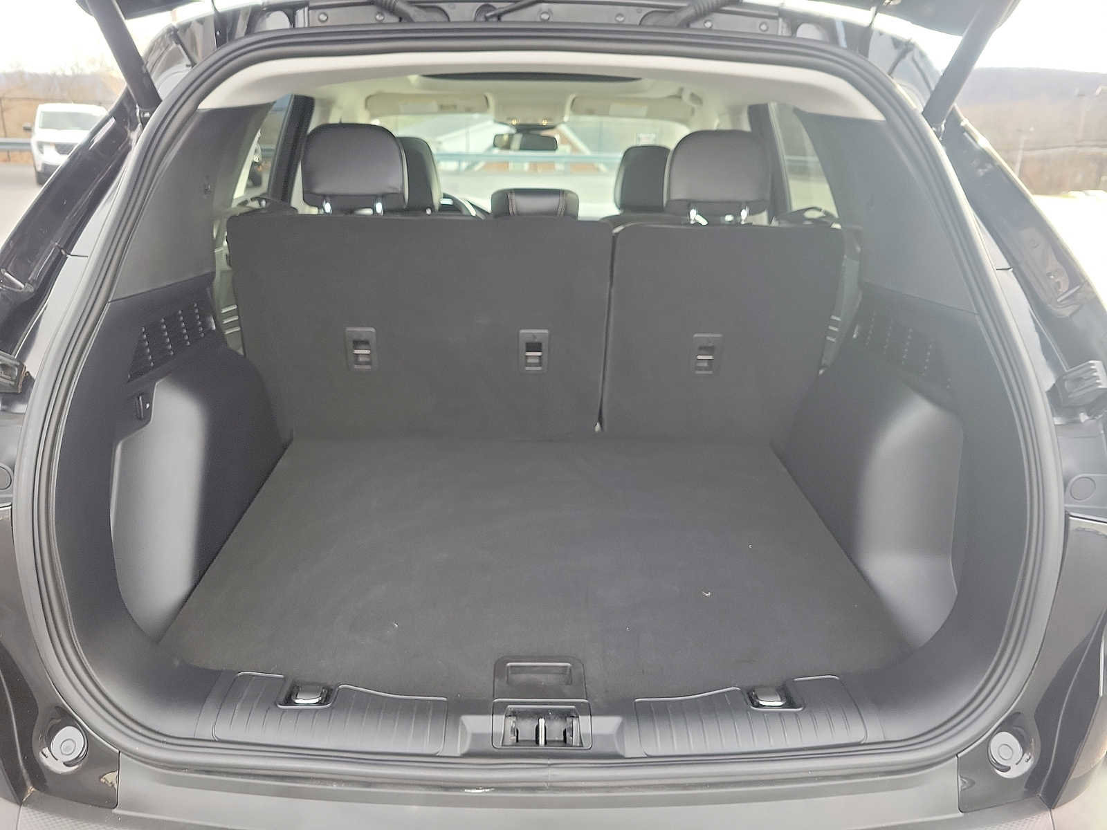 Certified 2022 Ford Escape Titanium w/ Titanium Elite Package image 29