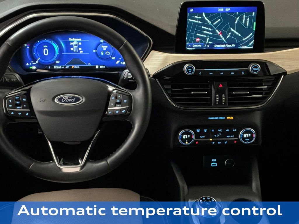 Certified 2021 Ford Escape Titanium w/ Titanium Elite Package image 19