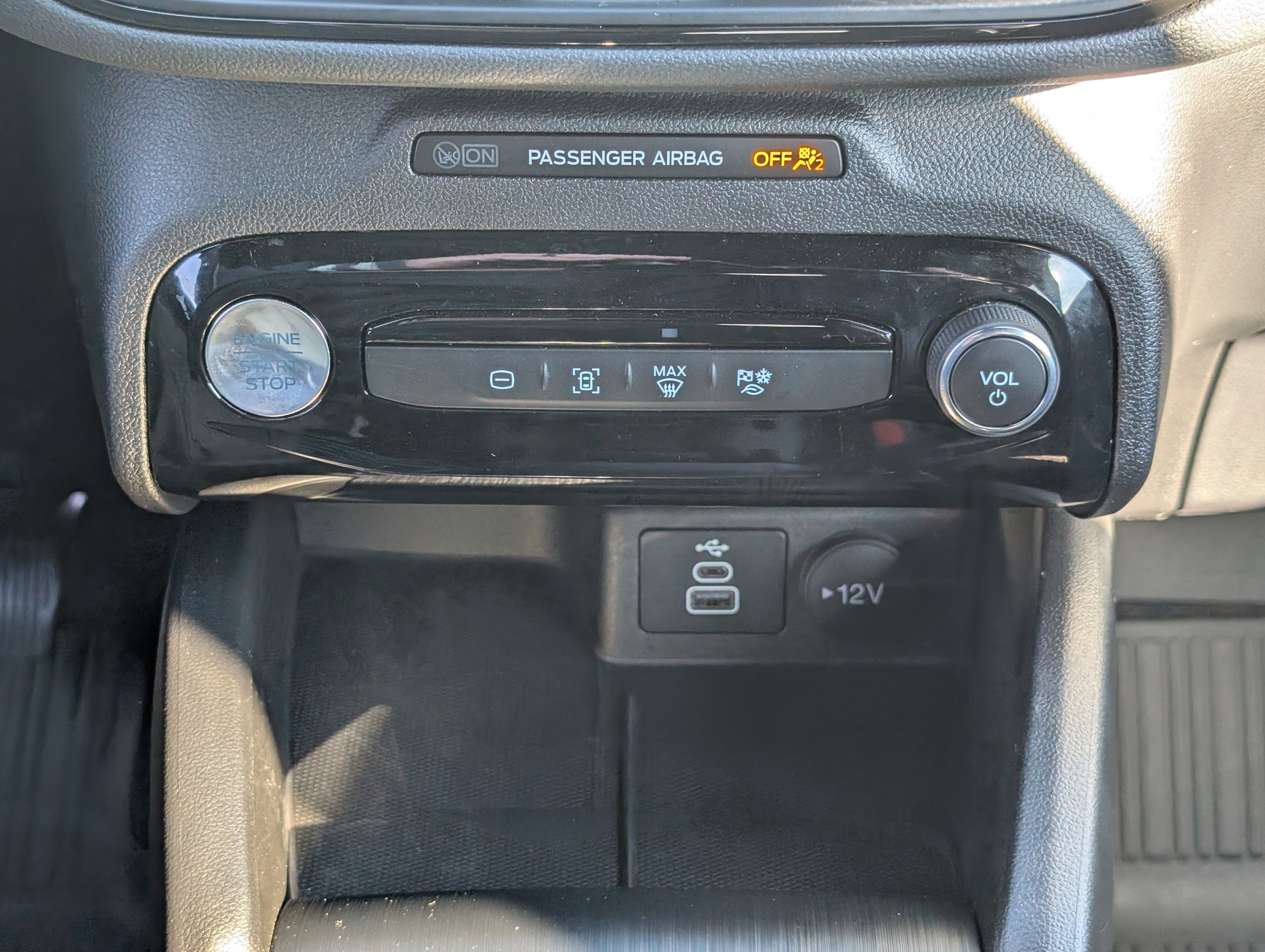 Certified 2025 Ford Escape ST-Line Elite w/ Tech Pack #1 image 27