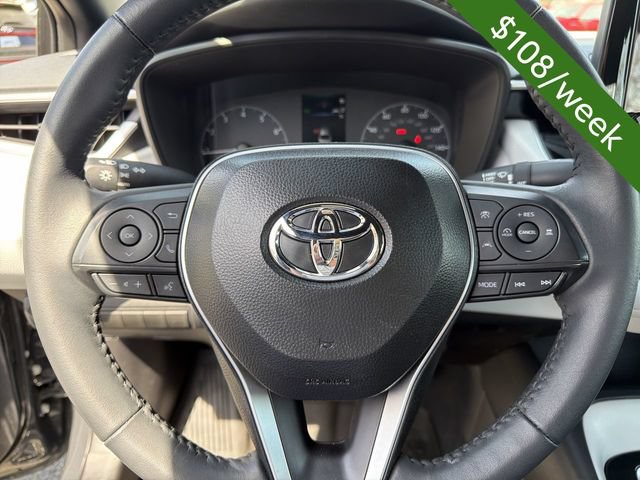 Used 2025 Toyota Corolla SE FWD image 14