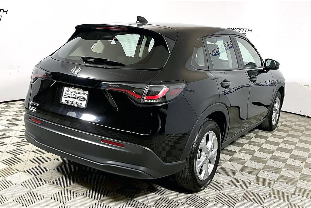 Used 2025 Honda HR-V LX image 9
