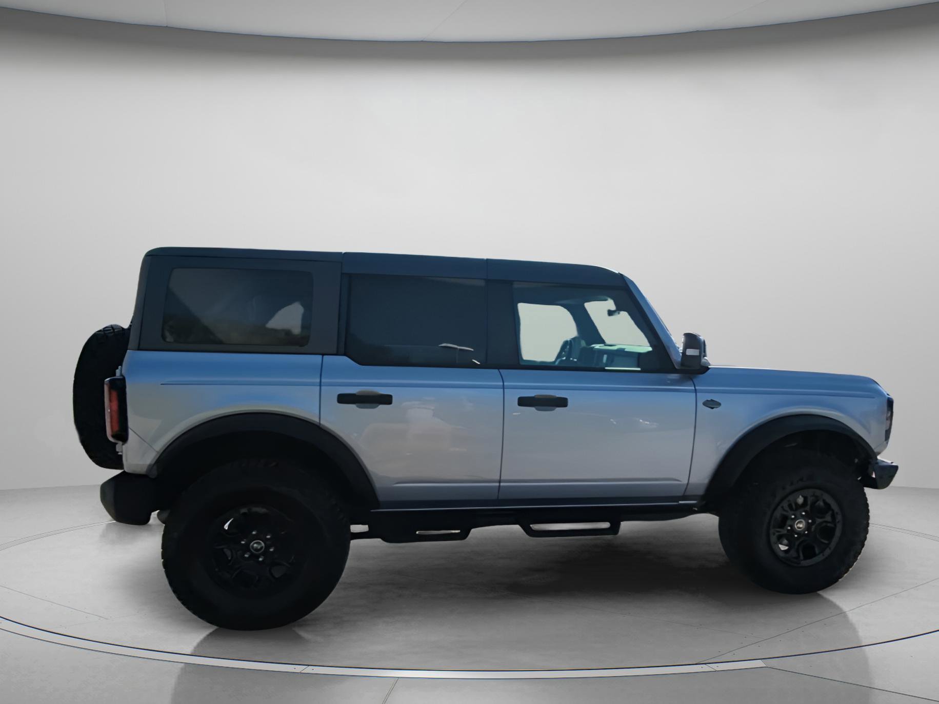 Certified 2024 Ford Bronco Wildtrak AWD/4WD image 32