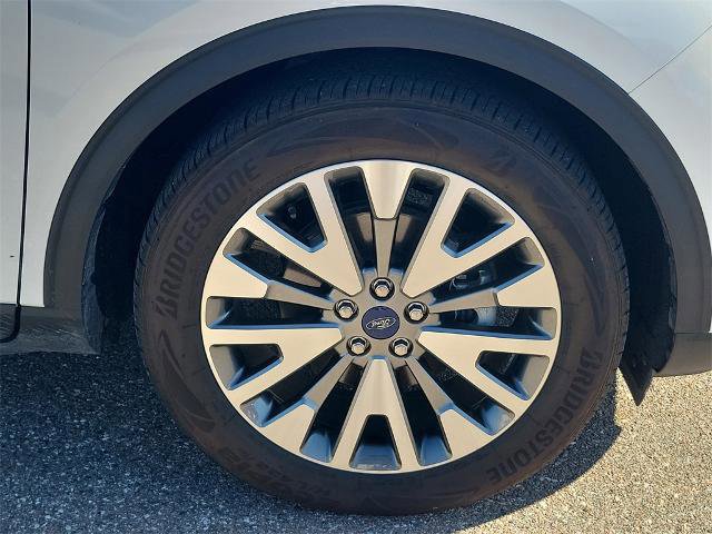 Certified 2022 Ford Escape Titanium image 6