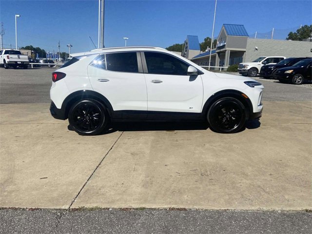 Used 2025 Buick Encore GX Sport Touring w/ Advanced Technology Package image 6