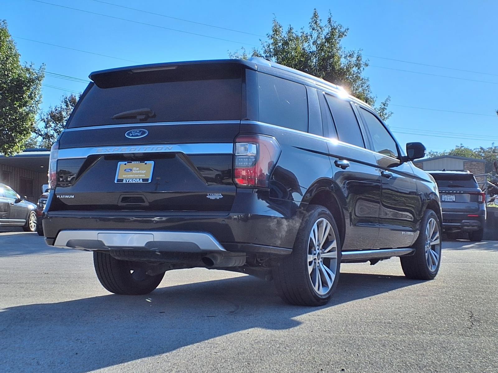 Certified 2021 Ford Expedition Platinum AWD/4WD image 5