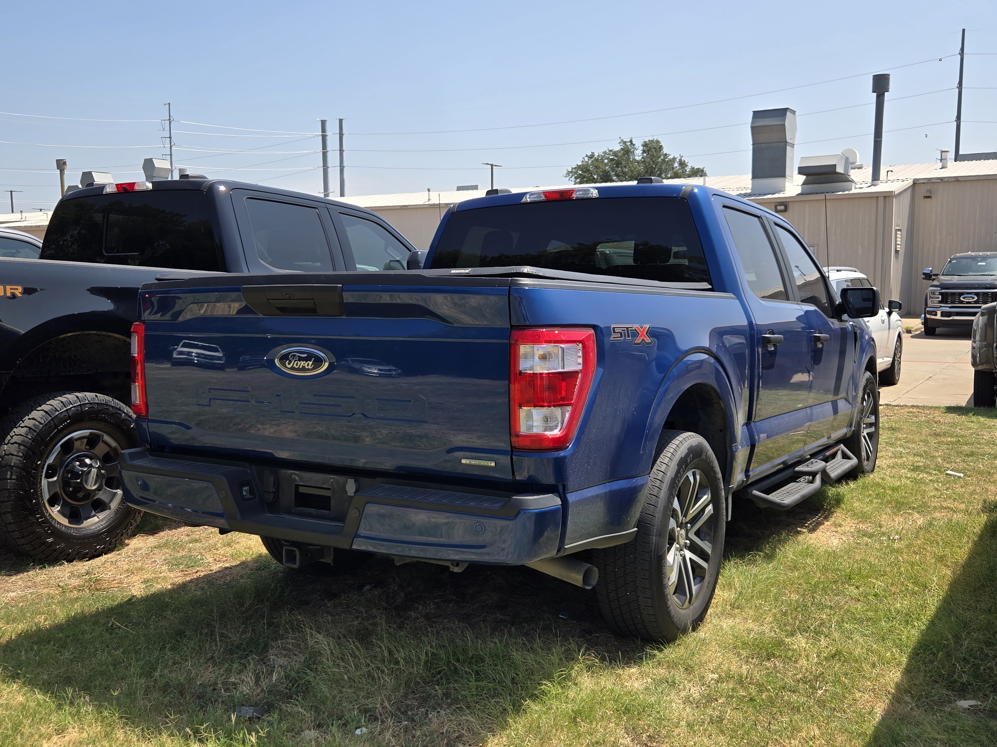 Certified 2023 Ford F150 XL w/ STX Appearance Package RWD image 4