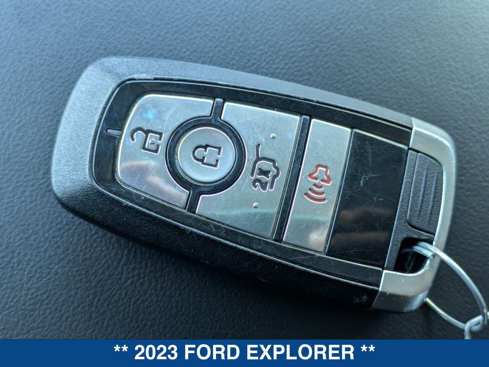 Certified 2023 Ford Explorer XLT RWD image 37