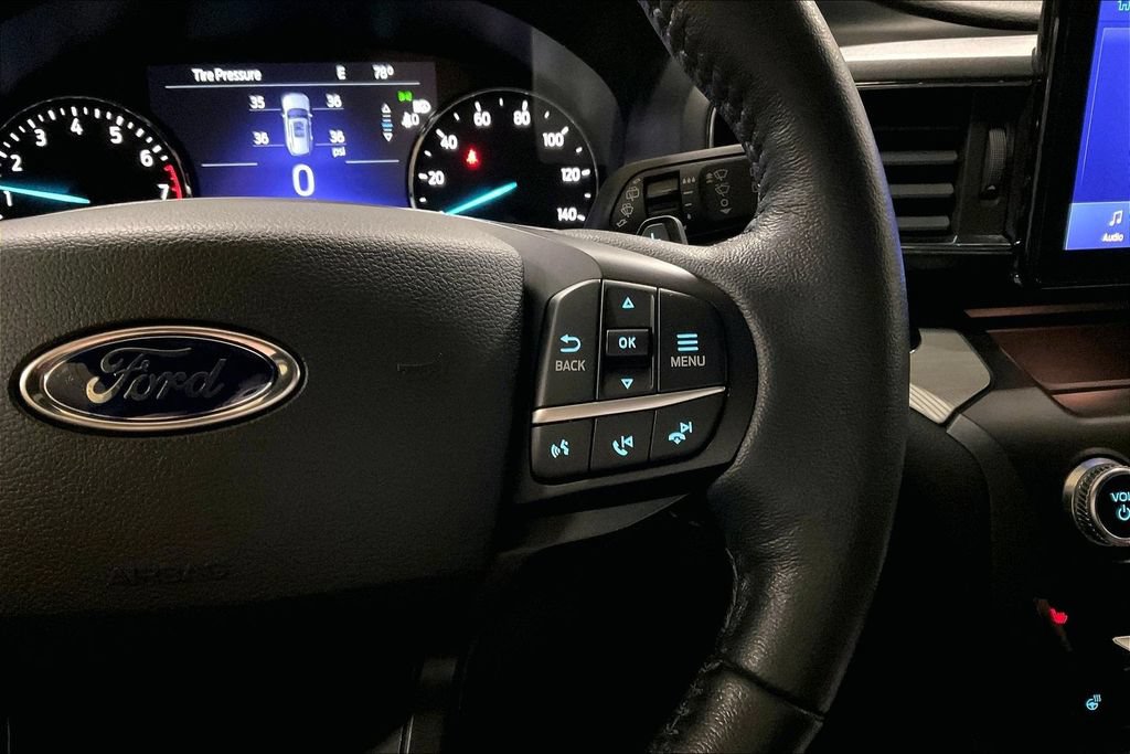 Certified 2020 Ford Explorer XLT w/ Equipment Group 202A AWD/4WD image 18