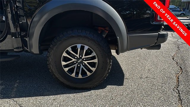 Certified 2019 Ford F150 Raptor w/ Equipment Group 802A Luxury image 19