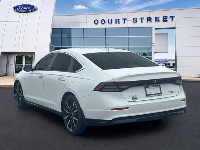 Used 2023 Honda Accord Touring image 7