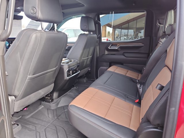 Used 2023 Chevrolet Silverado 1500 High Country w/ Technology Package image 9