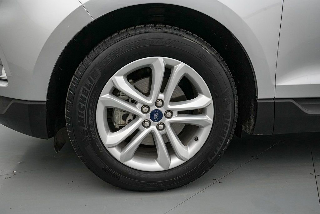 Certified 2019 Ford Edge SEL w/ Equipment Group 201A image 10