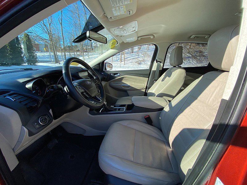 Certified 2019 Ford Escape Titanium AWD/4WD image 23