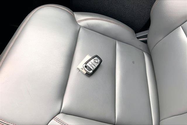 Certified 2025 Ford Expedition Active AWD/4WD image 10