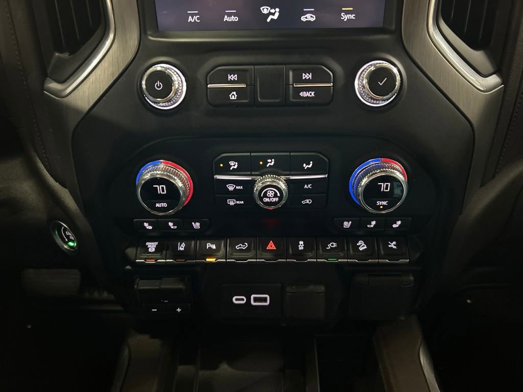 Used 2022 GMC Sierra 2500 Denali w/ Denali Ultimate Package AWD/4WD image 25