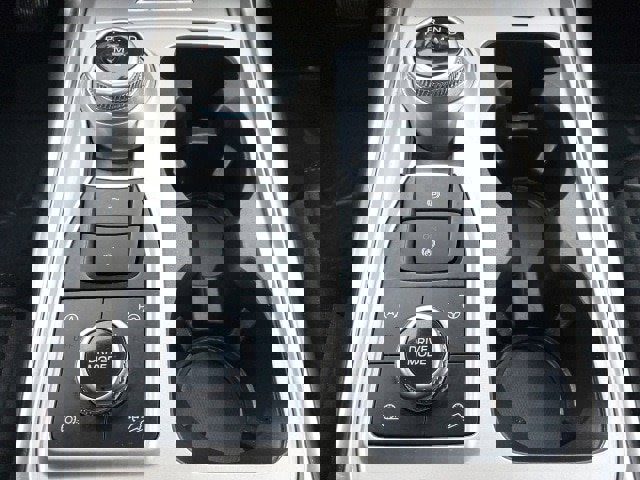 Certified 2021 Ford Explorer Platinum w/ Equipment Group 601A image 22