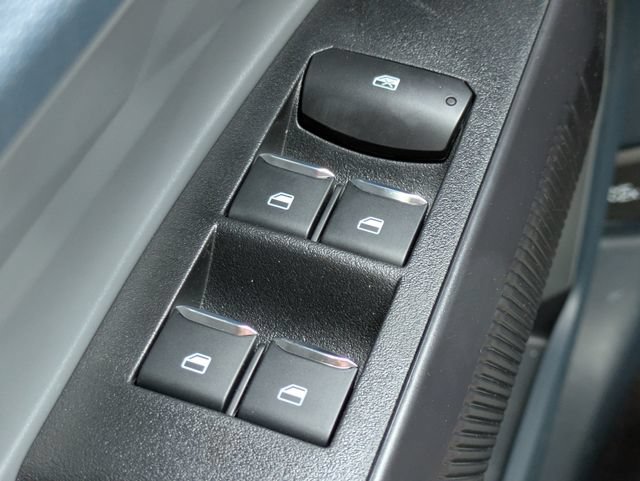 Certified 2026 Ford Maverick XL FWD image 21