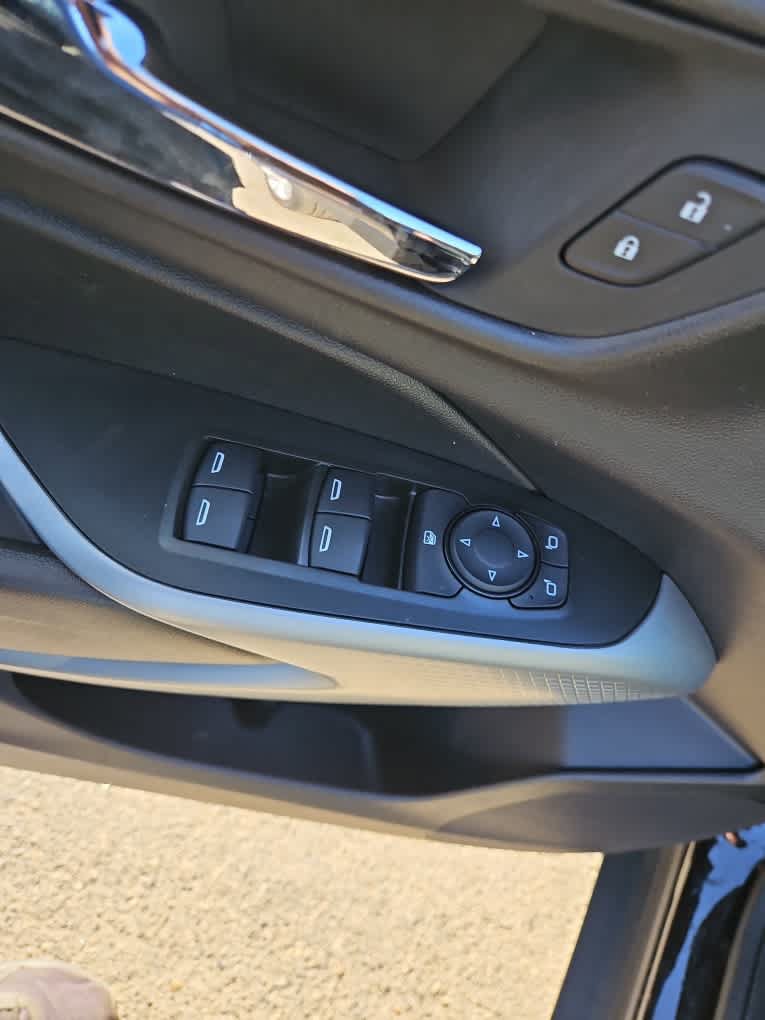 Used 2026 Chevrolet Trax LS FWD image 21
