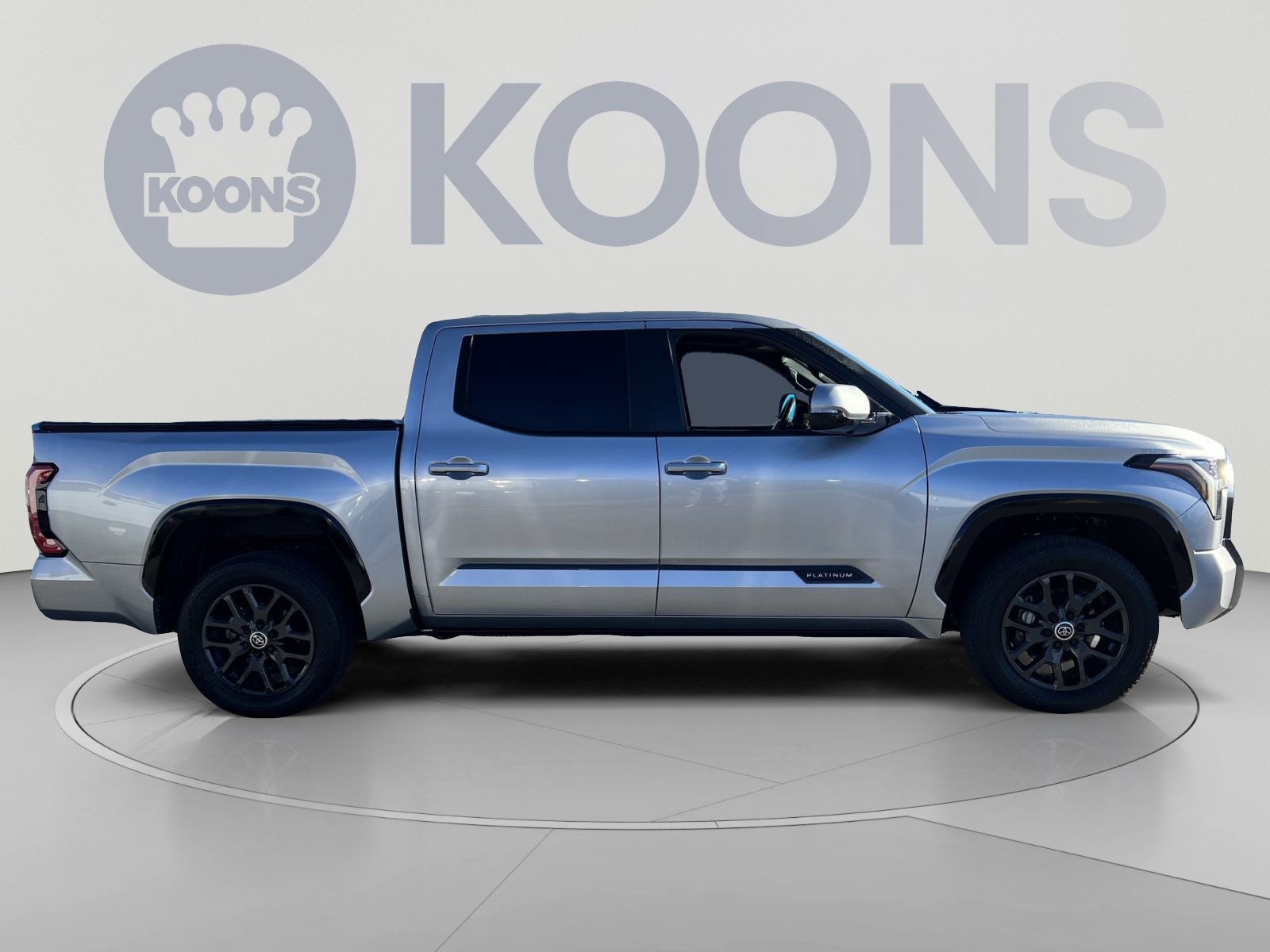 Used 2024 Toyota Tundra Platinum AWD/4WD image 8