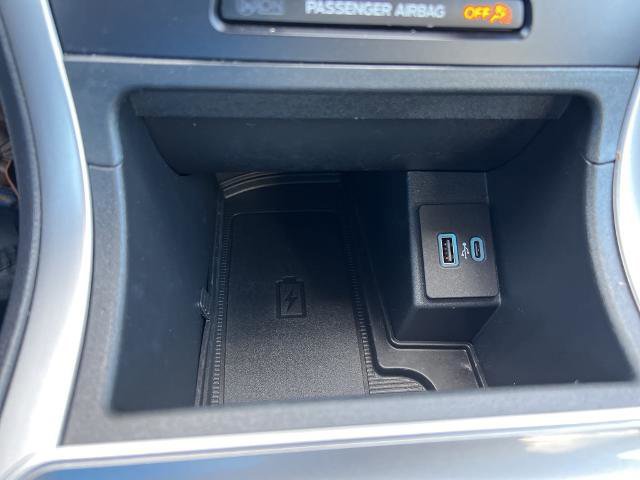 Certified 2024 Ford Edge SEL w/ Convenience Package image 30