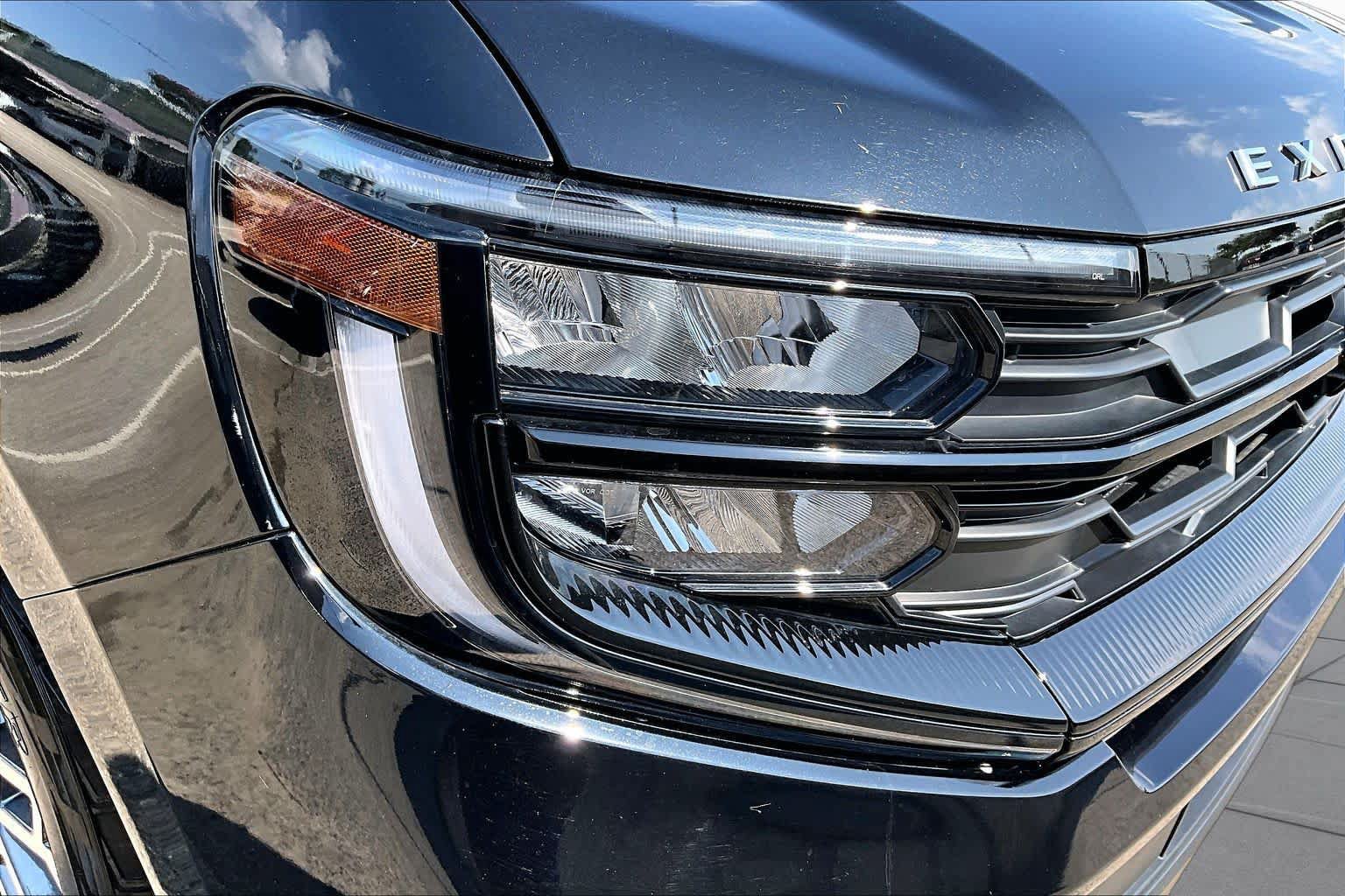 Certified 2025 Ford Expedition Active AWD/4WD image 27