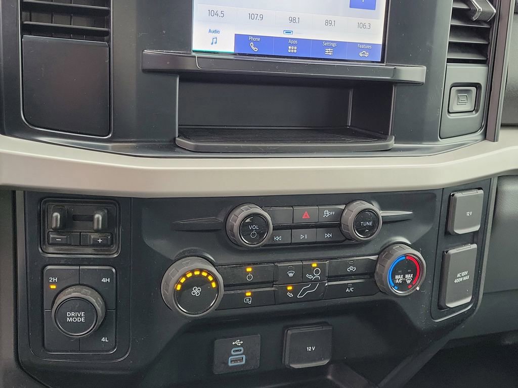 Certified 2025 Ford F250 XLT image 27