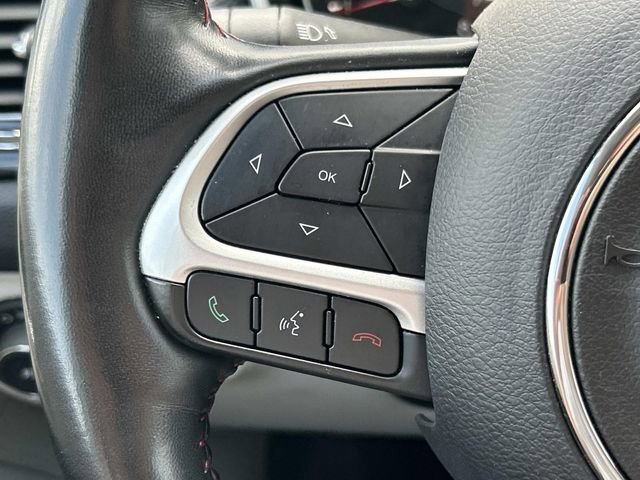 Used 2020 Jeep Compass Limited AWD/4WD image 33