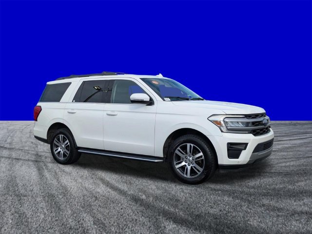 Certified 2022 Ford Expedition XLT RWD image 2
