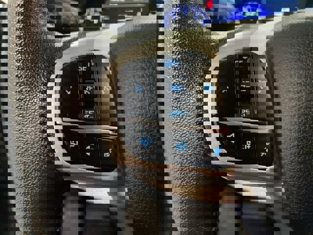 Certified 2021 Ford Explorer XLT w/ Equipment Group 202A image 21