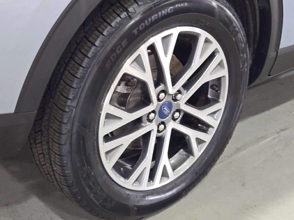 Certified 2022 Ford Escape SEL w/ Technology Package image 19