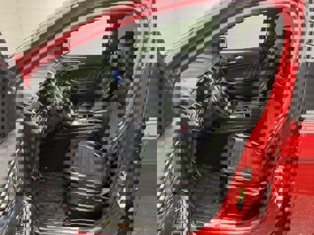 Certified 2022 Ford Edge ST-Line image 8