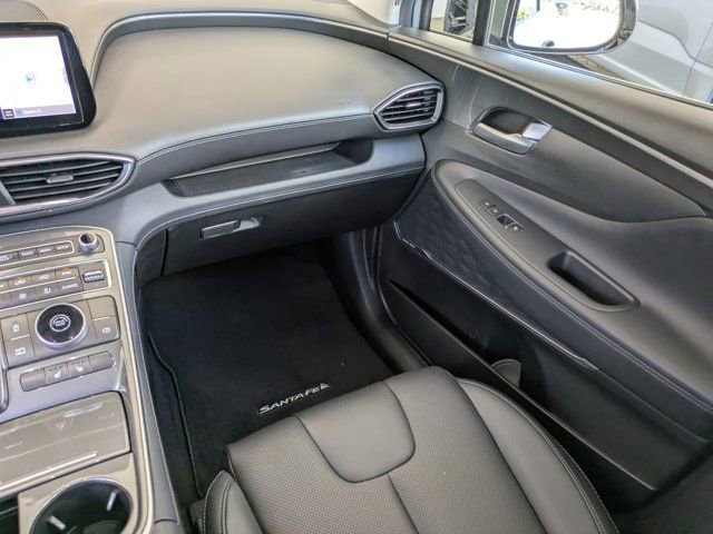 Used 2023 Hyundai Santa Fe SEL w/ Premium Package image 15