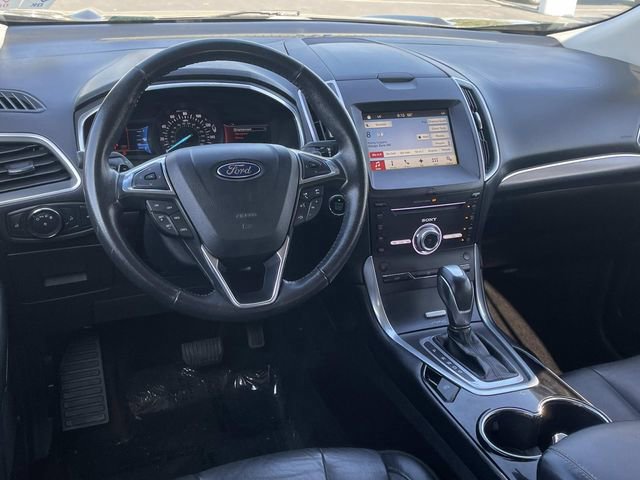 Certified 2017 Ford Edge Titanium w/ Technology Package image 7