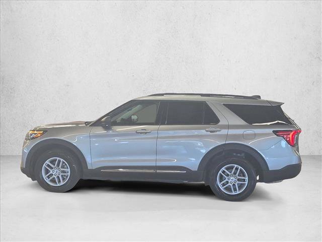 Certified 2025 Ford Explorer Active AWD/4WD image 9