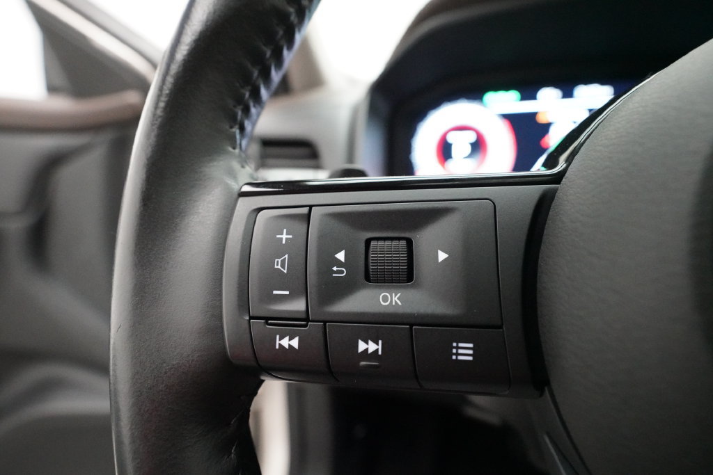Used 2021 Nissan Rogue Platinum AWD/4WD image 18