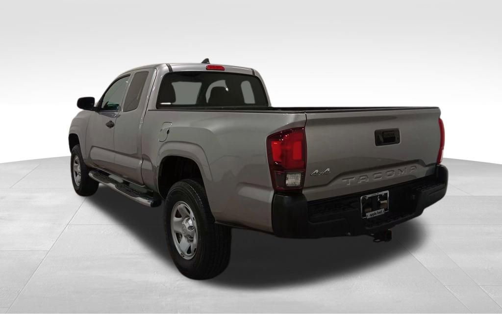 Used 2020 Toyota Tacoma SR image 6