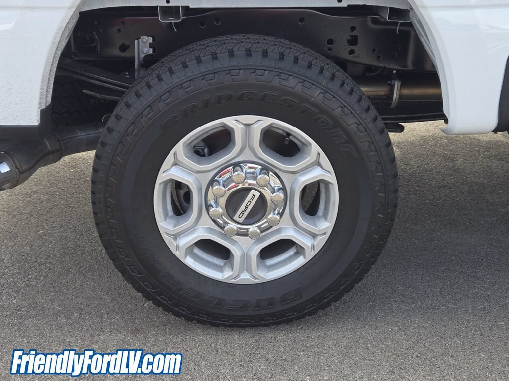 Certified 2026 Ford F250 XLT w/ FX4 Off-Road Package AWD/4WD image 5