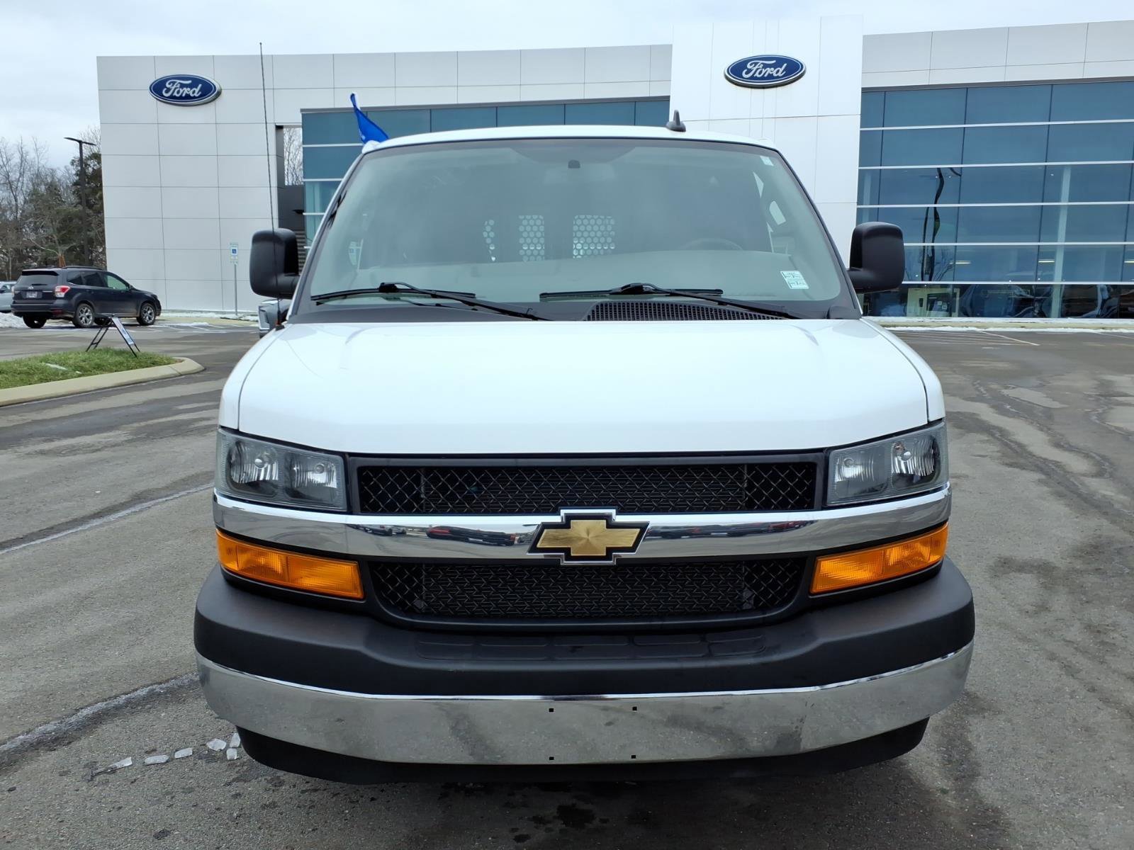 Used 2024 Chevrolet Express 2500 w/ Driver Convenience Package image 8