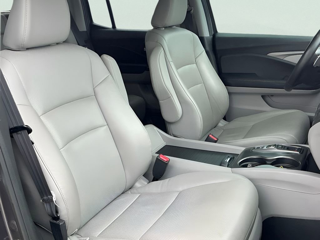 Used 2020 Honda Ridgeline RTL image 16