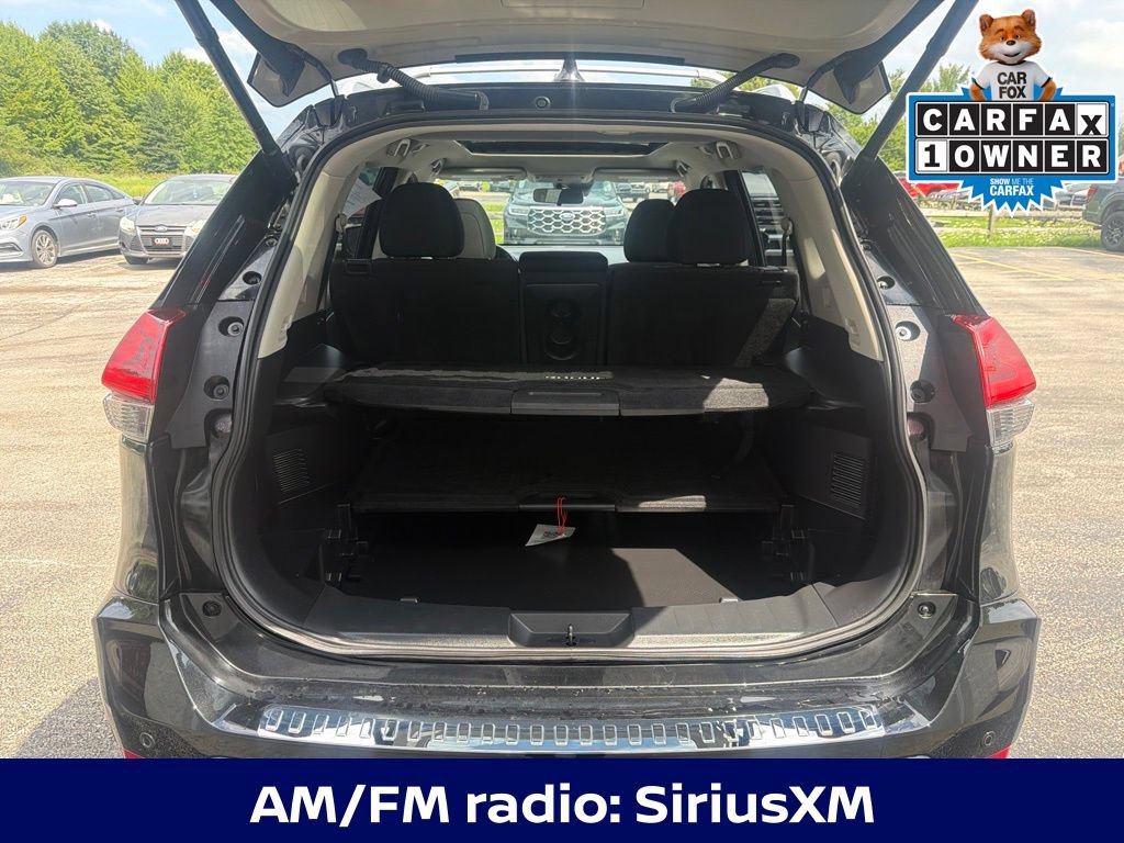 Used 2020 Nissan Rogue SV w/ Sun & Sound Touring Package AWD/4WD image 5
