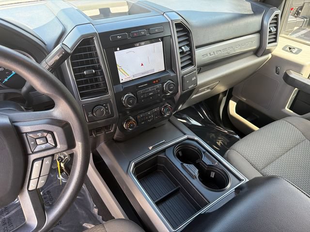 Certified 2019 Ford F250 XLT w/ XLT Premium Package AWD/4WD image 29