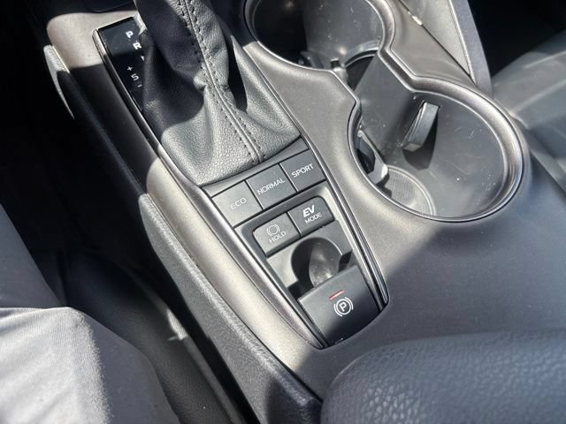 Used 2021 Toyota Camry SE FWD image 14
