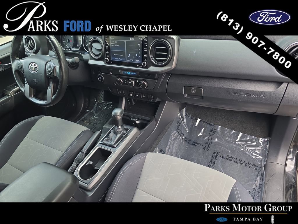 Used 2022 Toyota Tacoma TRD Off-Road image 8