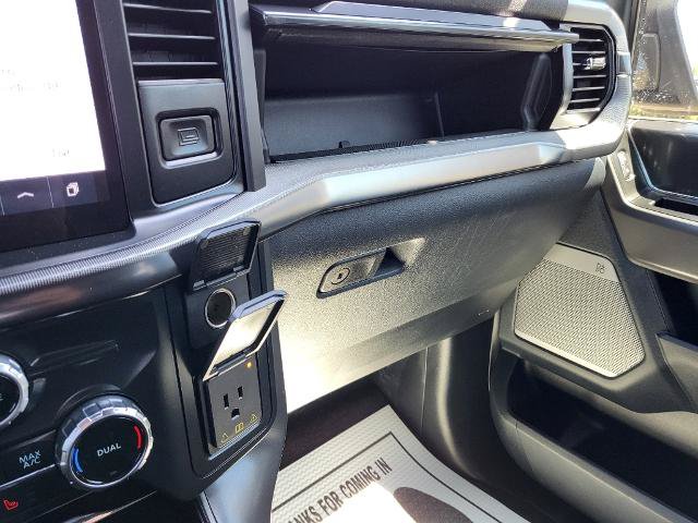 Certified 2025 Ford F150 Lariat AWD/4WD image 16