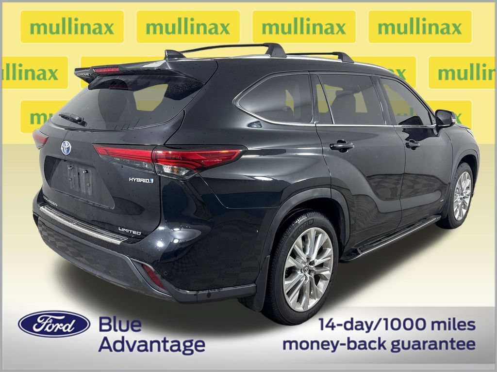Used 2023 Toyota Highlander Limited AWD/4WD image 4